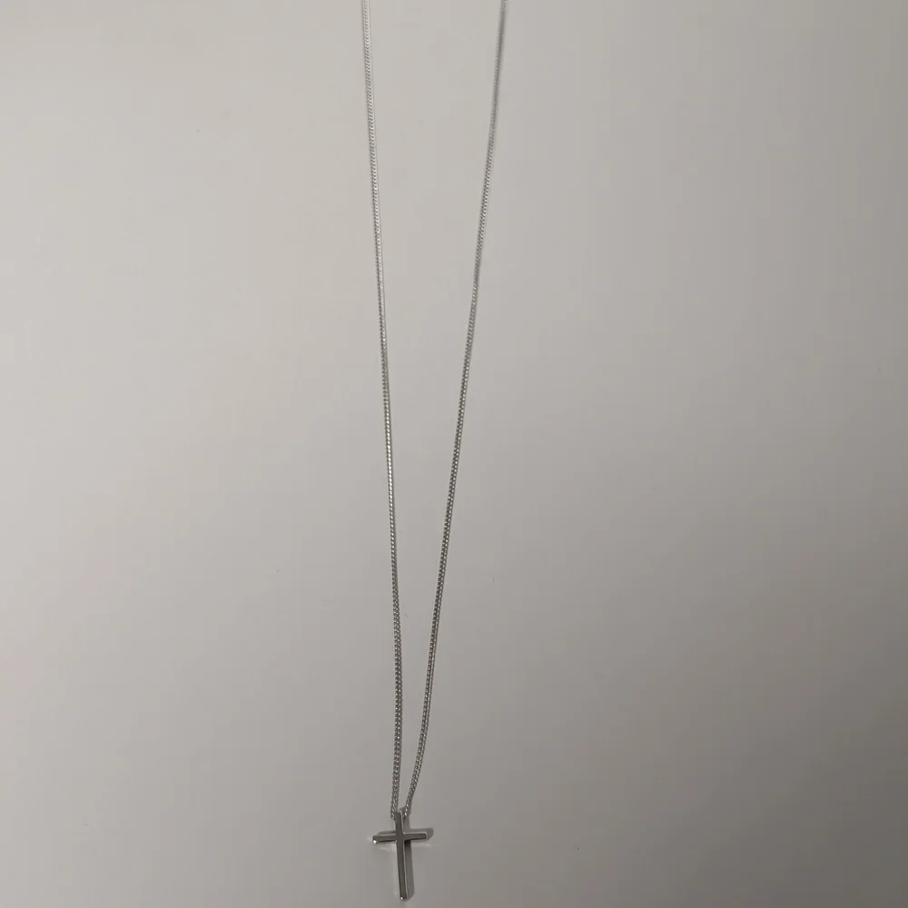 Kids Silver Cross Pendant Necklace - Sleek Minimalist Design